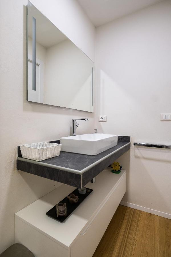 Mazzini Elegant Apartment By Wonderful Italy Bologna Luaran gambar