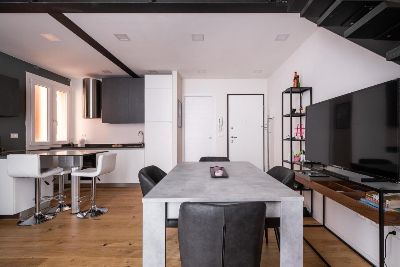 Mazzini Elegant Apartment By Wonderful Italy Bologna Luaran gambar